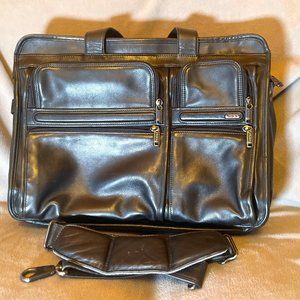 TUMI BLACK 96145D4 LEATHER Briefcase